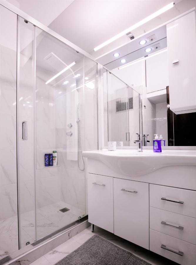 Modern 2 Bedroom Apartment Next To Metro - Marousi Athen Exterior foto
