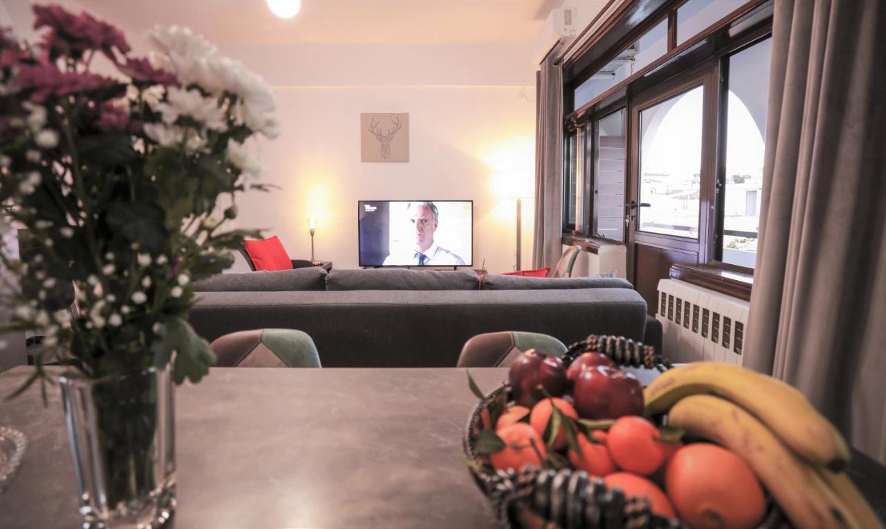 Modern 2 Bedroom Apartment Next To Metro - Marousi Athen Exterior foto
