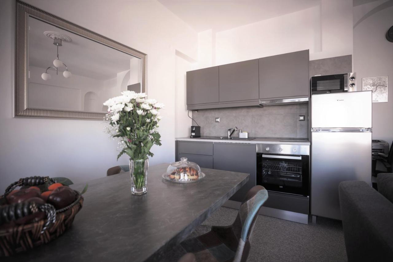 Modern 2 Bedroom Apartment Next To Metro - Marousi Athen Exterior foto